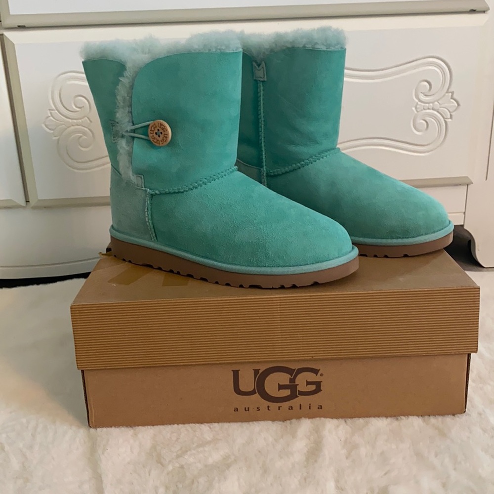 Teal Ugg boots